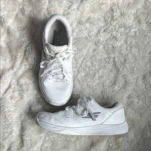 Skechers Women's White Athletic Shoes Size‎ 7.5